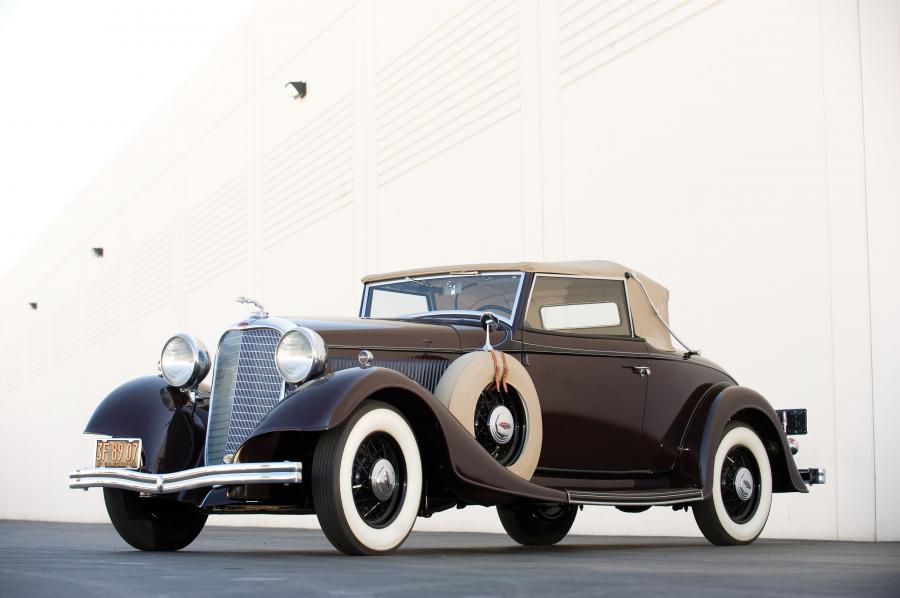  Lincoln Model KA Convertible Roadster by Dietrich 1933 года  (фото 1 из 8)